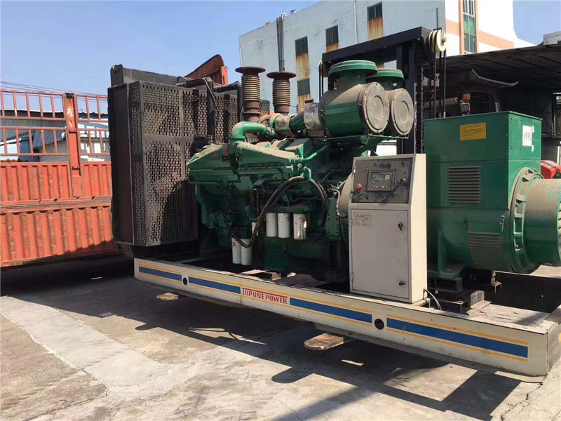 太和如何判断柴油发电机组的机油温度是否达到了合适的预热温度？